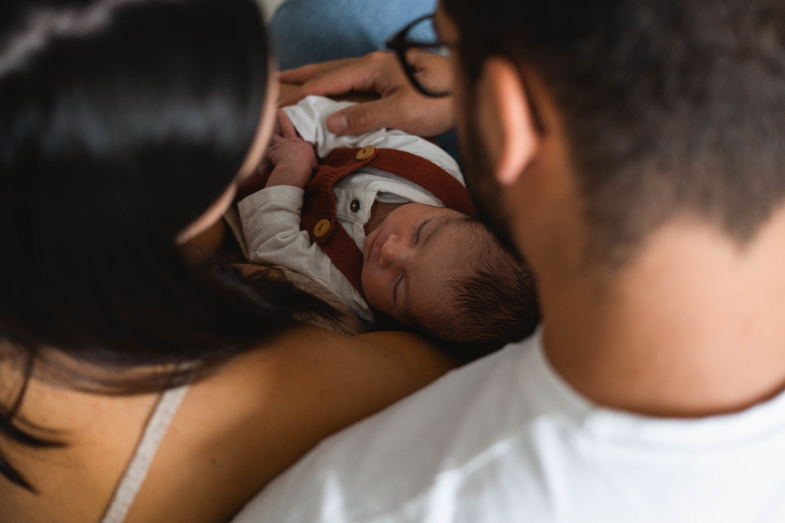 séance photo de famille naissance nouveau né